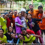 Margaux et Enguéran ont reçu le soutien de Marisa, ainsi que l'aide des pensionnaires et de leurs moniteurs khmers.